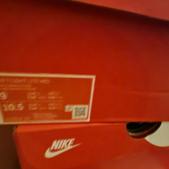 Nike Flight Lite Mid Scottie Pippen - Picture 8 of 11